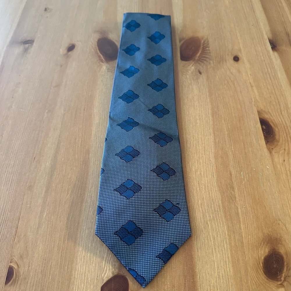 Giorgio Armani Cravatte Mens Silk Tie‎ Blue Geometric Diamond Pattern Italy